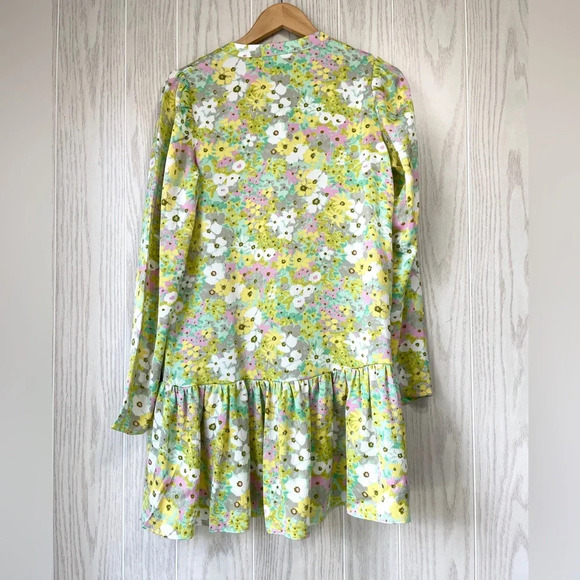 GLAMOROUS Green Mod Floral Smock Dress Silky Tie Front, Puff Sleeve US 4 EUC - Picture 3 of 3